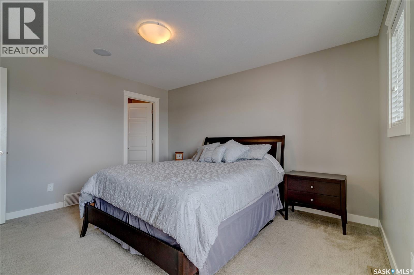 4606 Curtiss AVENUE - 23
