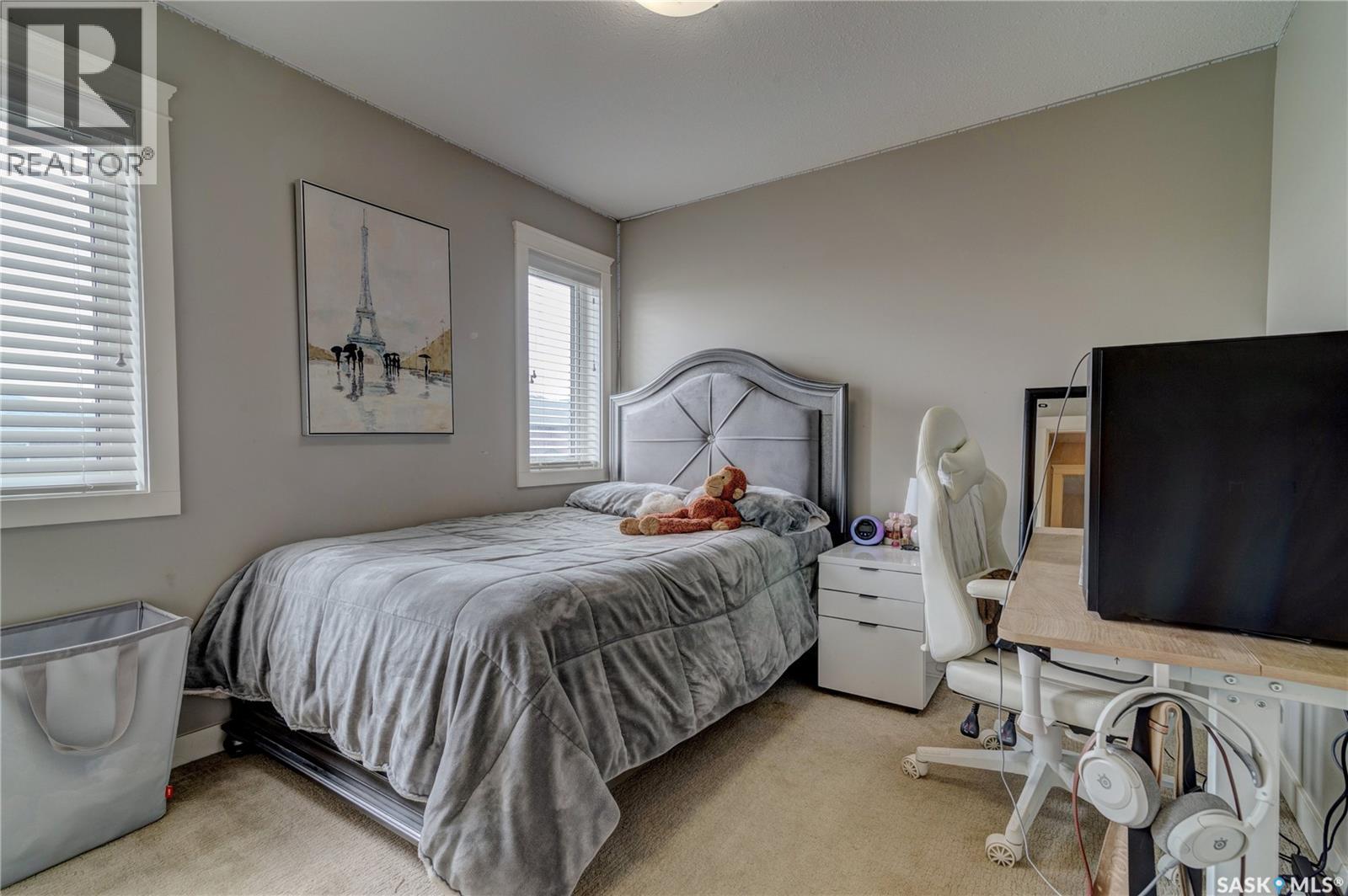 4606 Curtiss AVENUE - 24