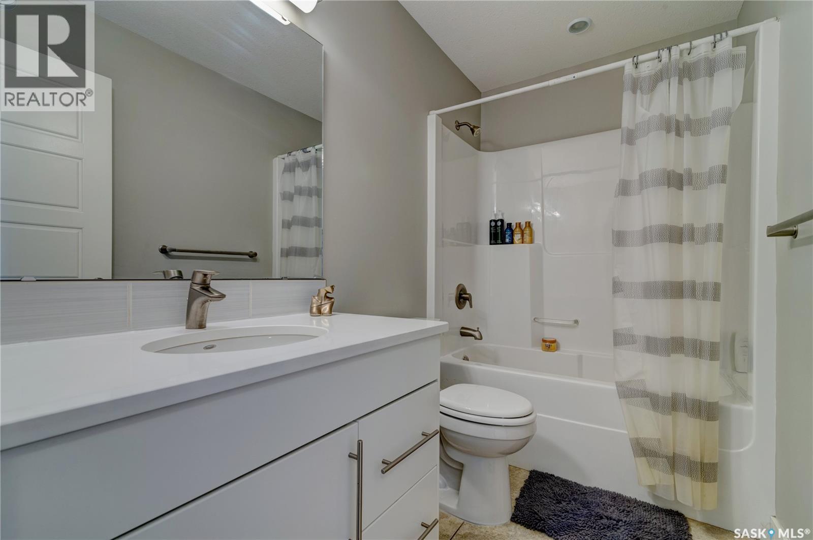 4606 Curtiss AVENUE - 27