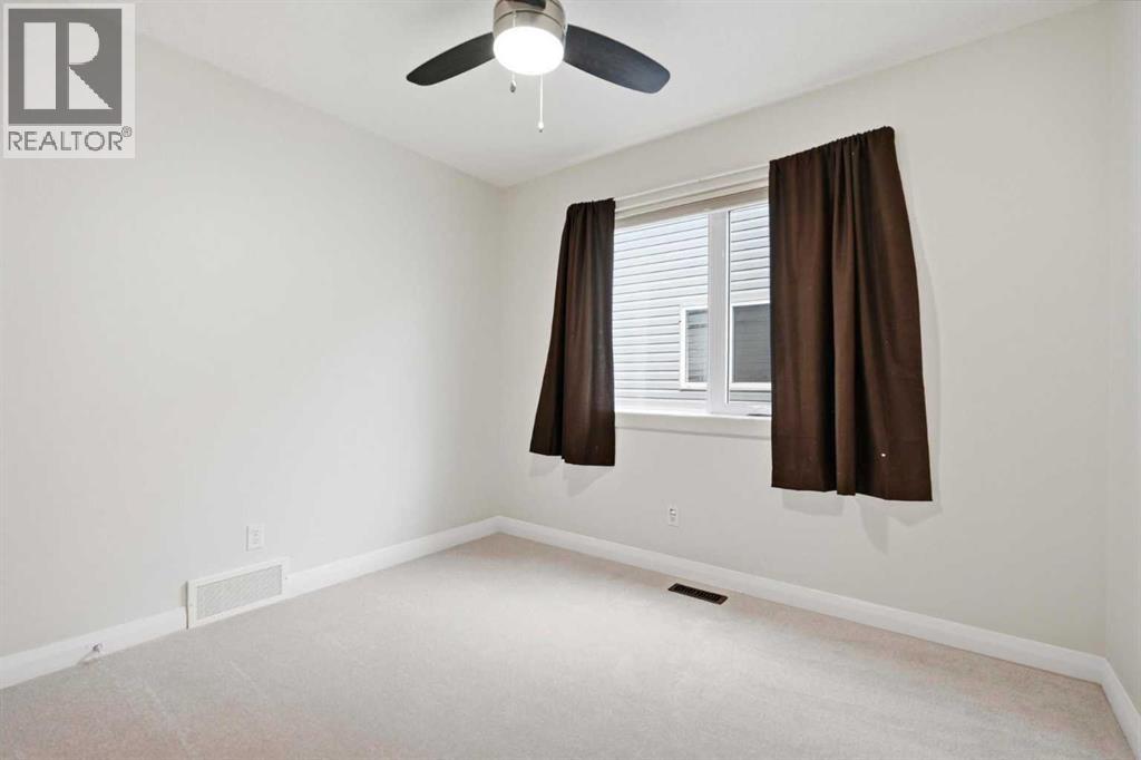 121 Copperstone Close SE - 27