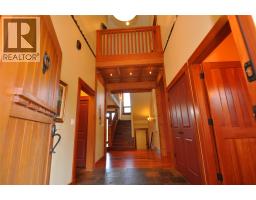 4515 Beasley West Road, Nelson, BC V0G2G2 Photo 25