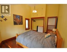 4515 Beasley West Road, Nelson, BC V0G2G2 Photo 38