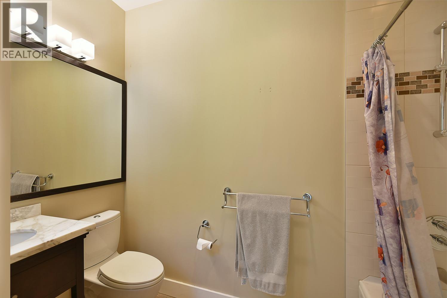12753 GULFVIEW ROAD, Madeira Park