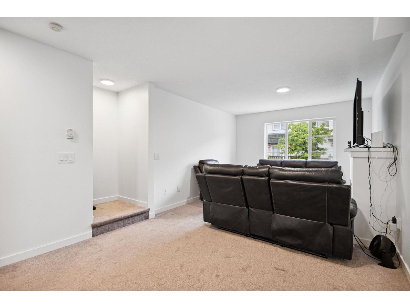 3 Bed, 2 Bath House for Sale in Surrey – 26 15871 85 AVENUE, Surrey – MLS# R3131427 - Image 13