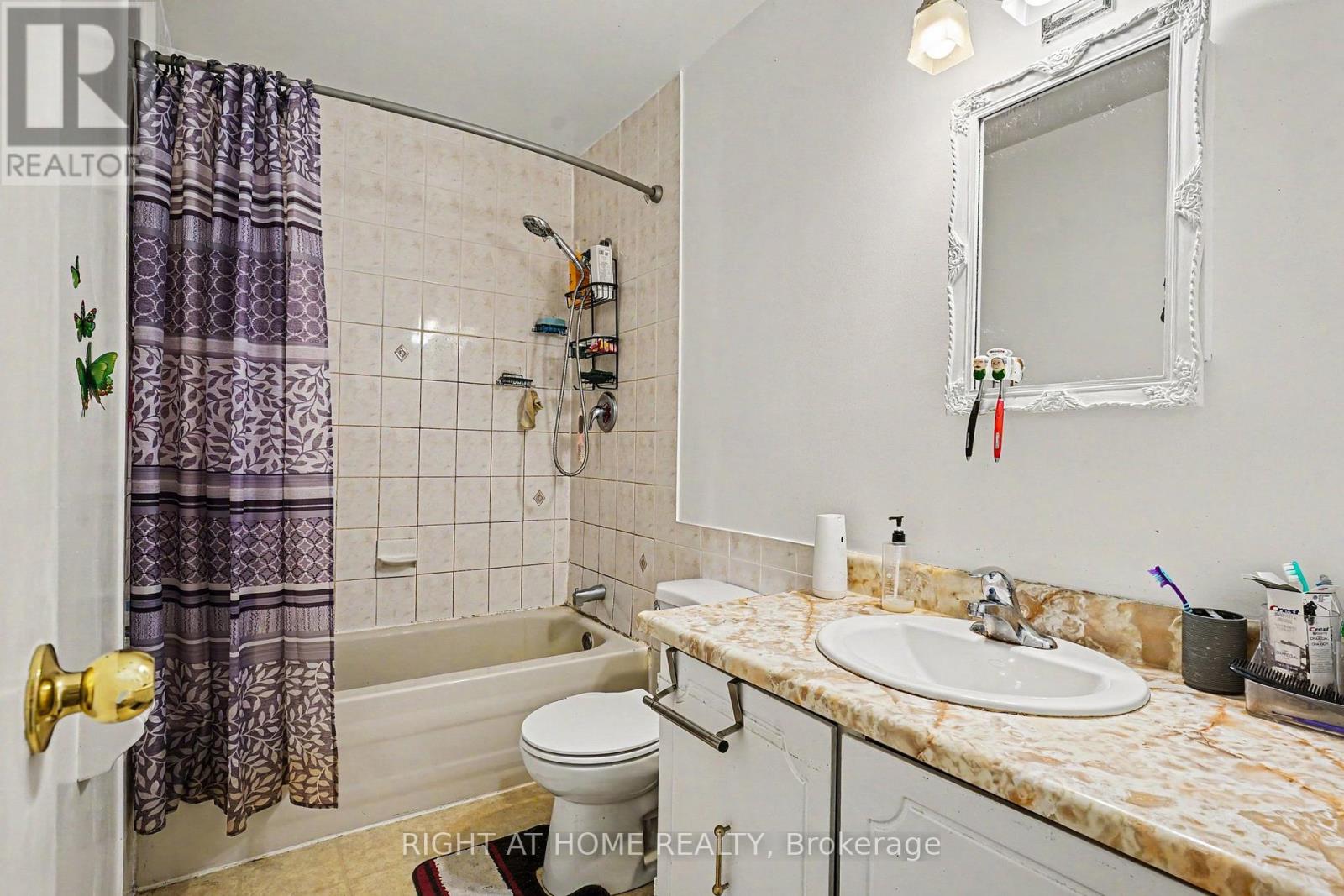 #89 1020 CENTRAL PARK DRIVE - 10