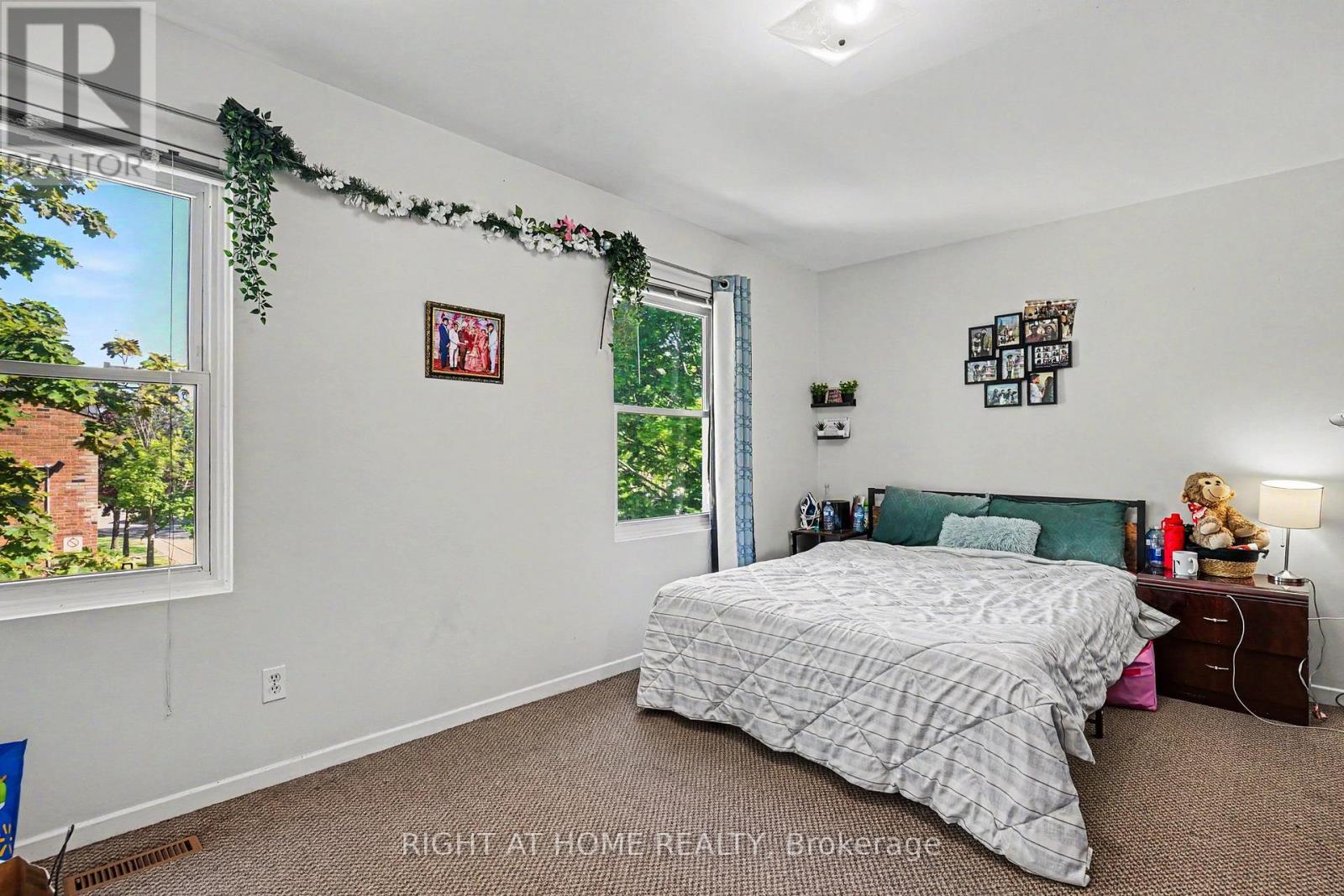 #89 1020 CENTRAL PARK DRIVE - 7