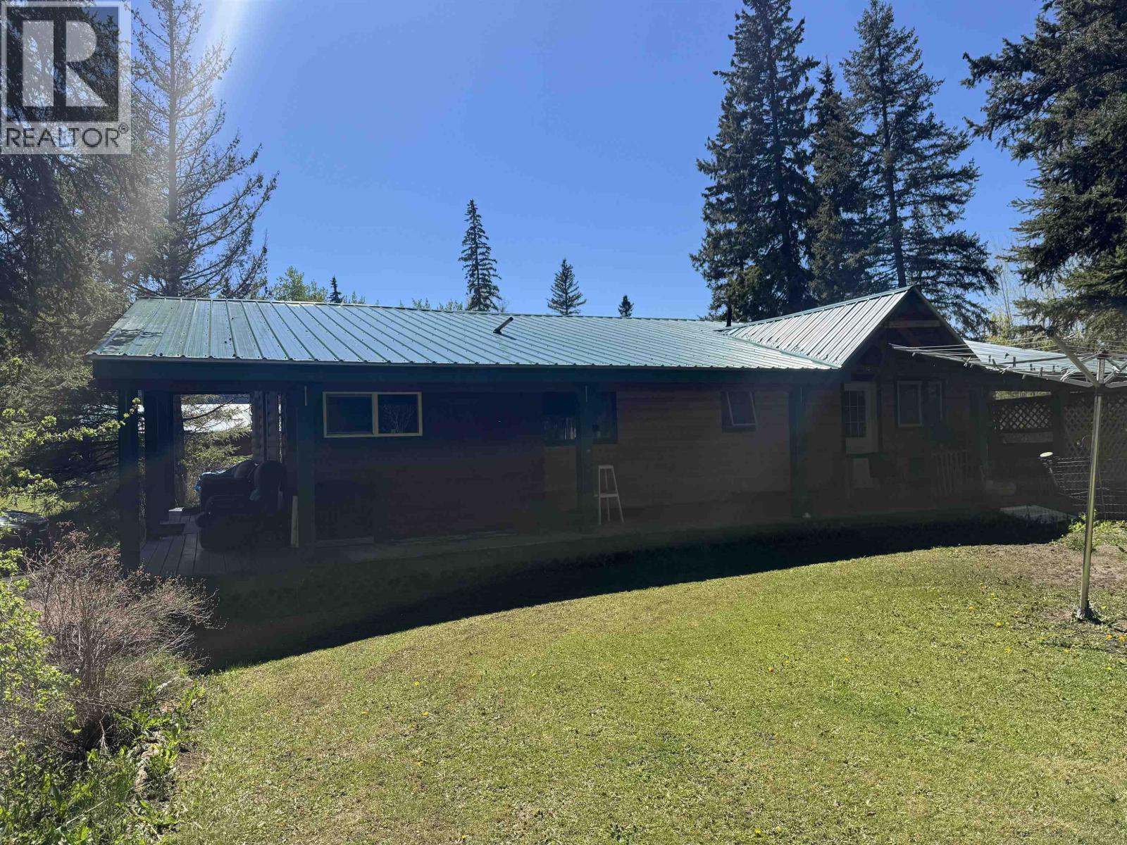 6265 HORSE LAKE ROAD - 31