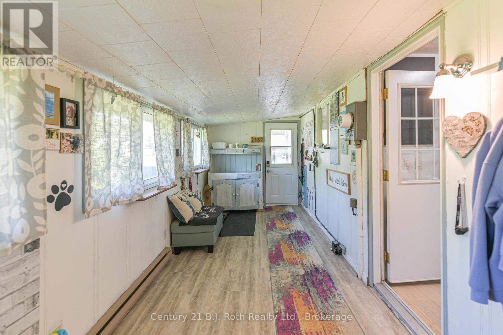 14 MUIR DRIVE - 33