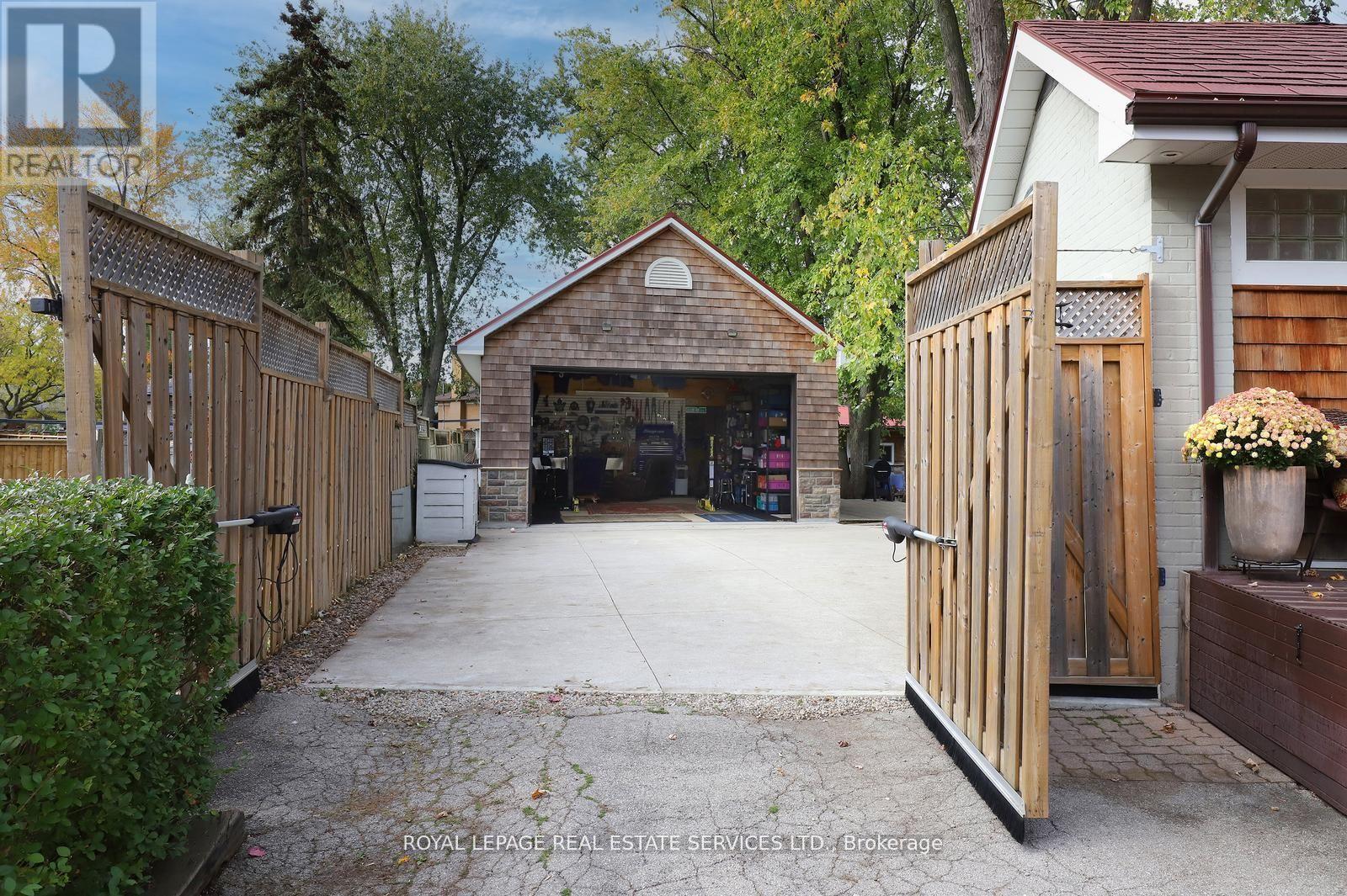167 OLIVER PLACE - 44