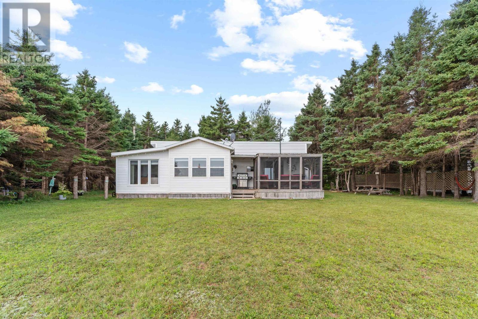 93 Ocean View Crescent - 2