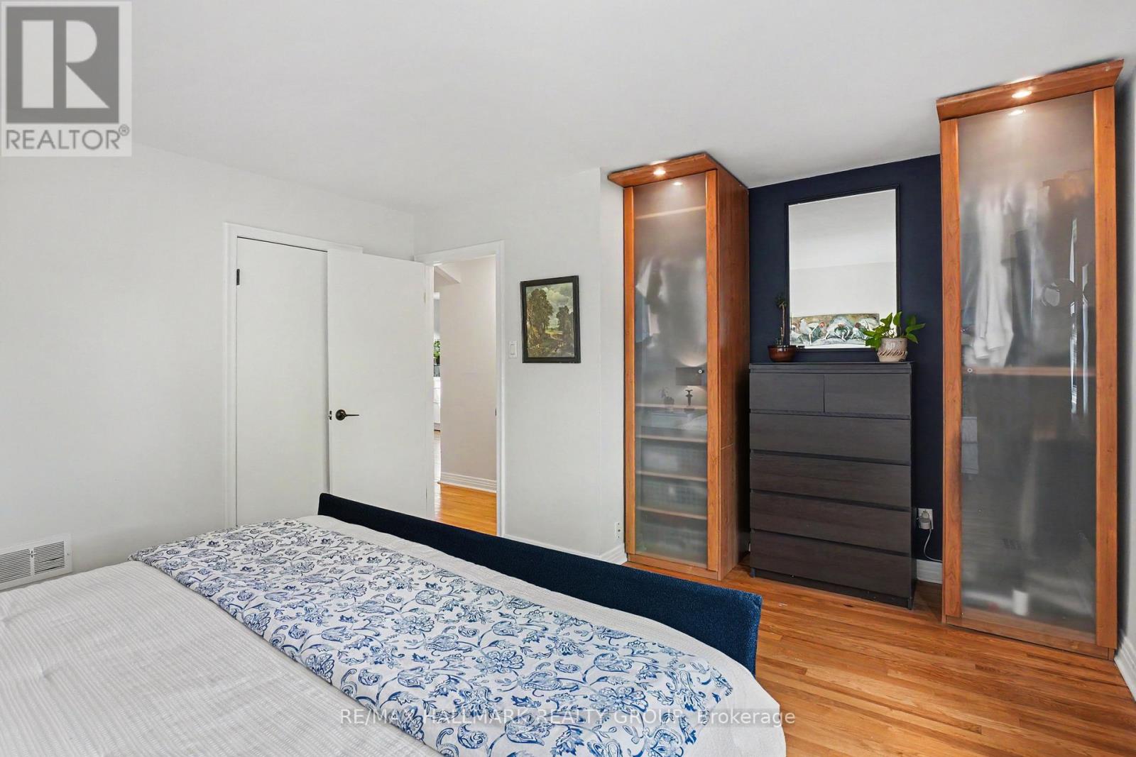 371 SUNNYSIDE AVENUE - 17