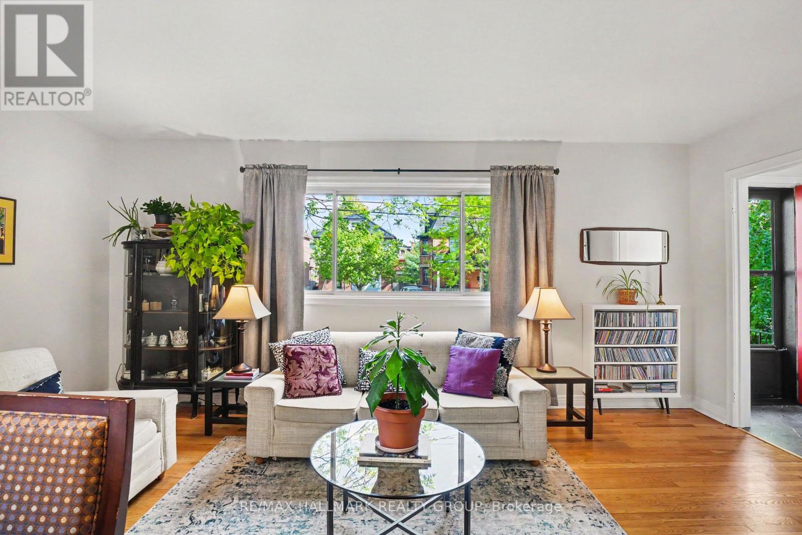 371 SUNNYSIDE AVENUE - 5