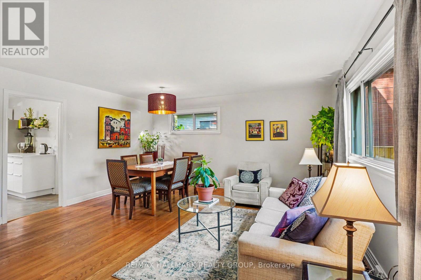 371 SUNNYSIDE AVENUE - 6
