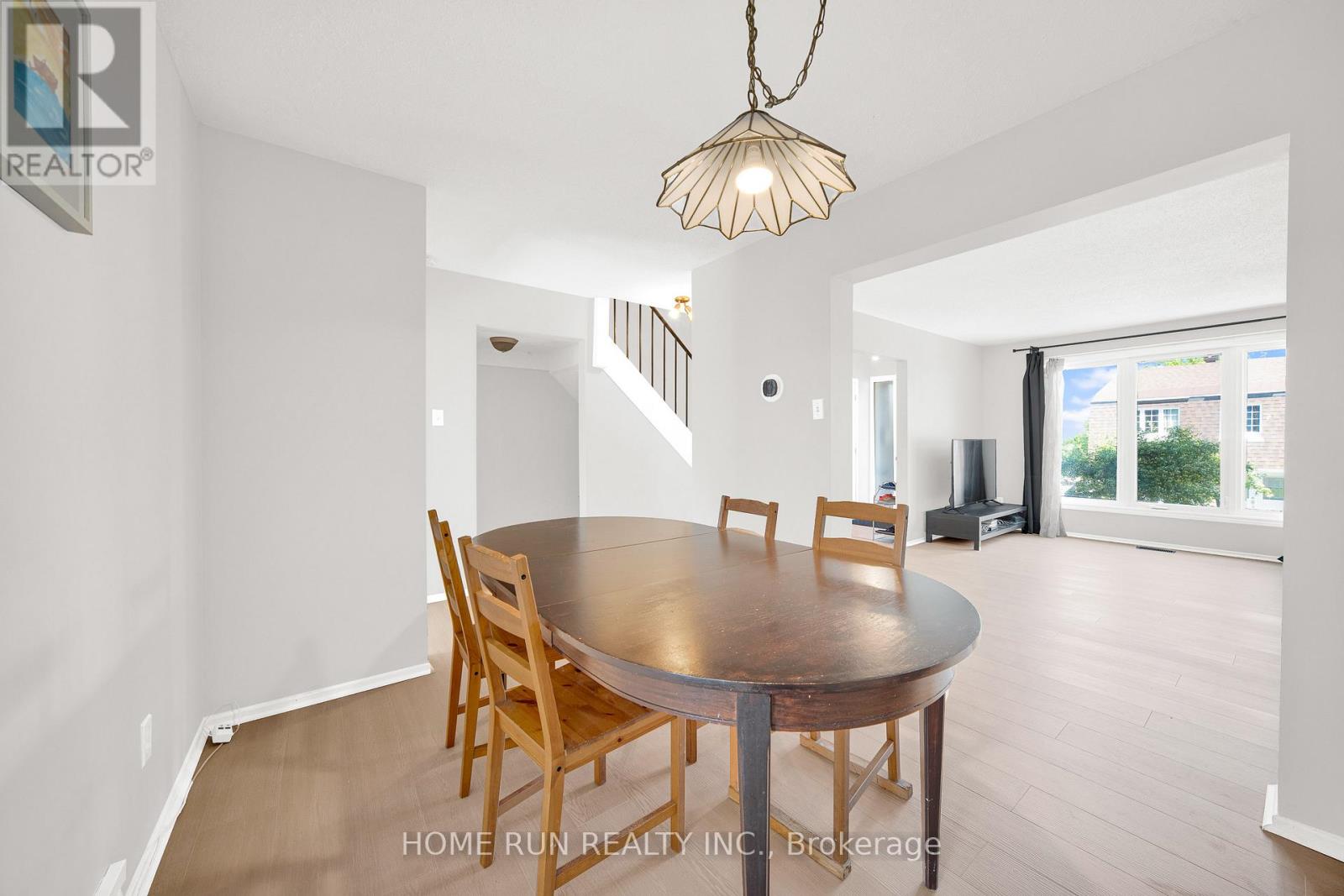 #4 2111 MONTREAL ROAD - 6