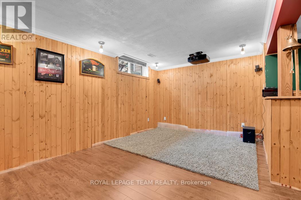 162 REDCLIFF AVENUE - 25