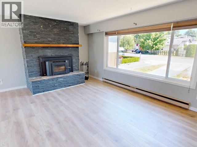4783 ONTARIO AVE - Image 2