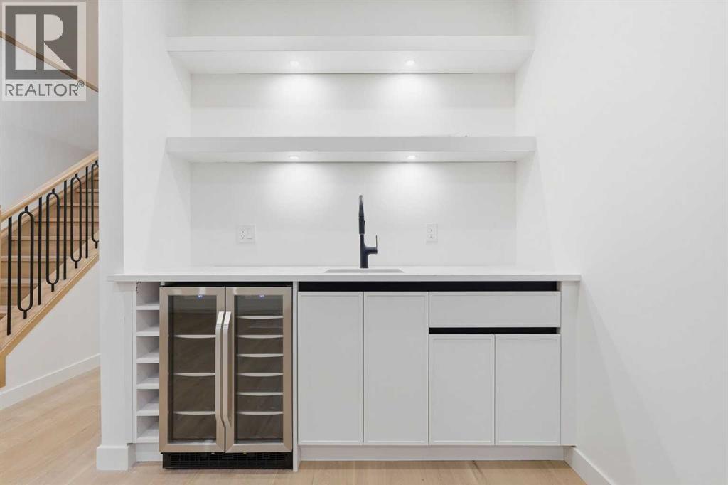 1417 44 Street SW - 37