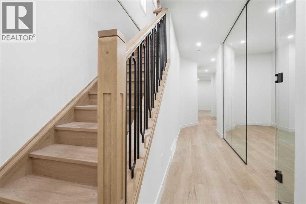 1417 44 Street SW - 38