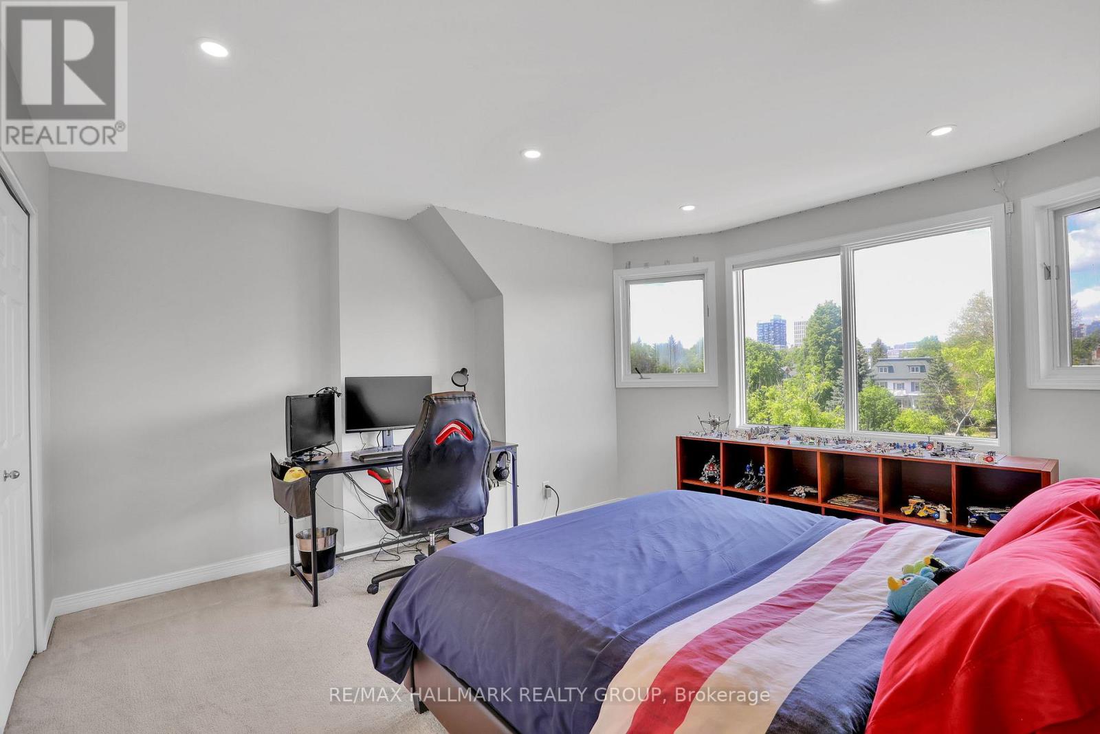 49B FIRST AVENUE - 29