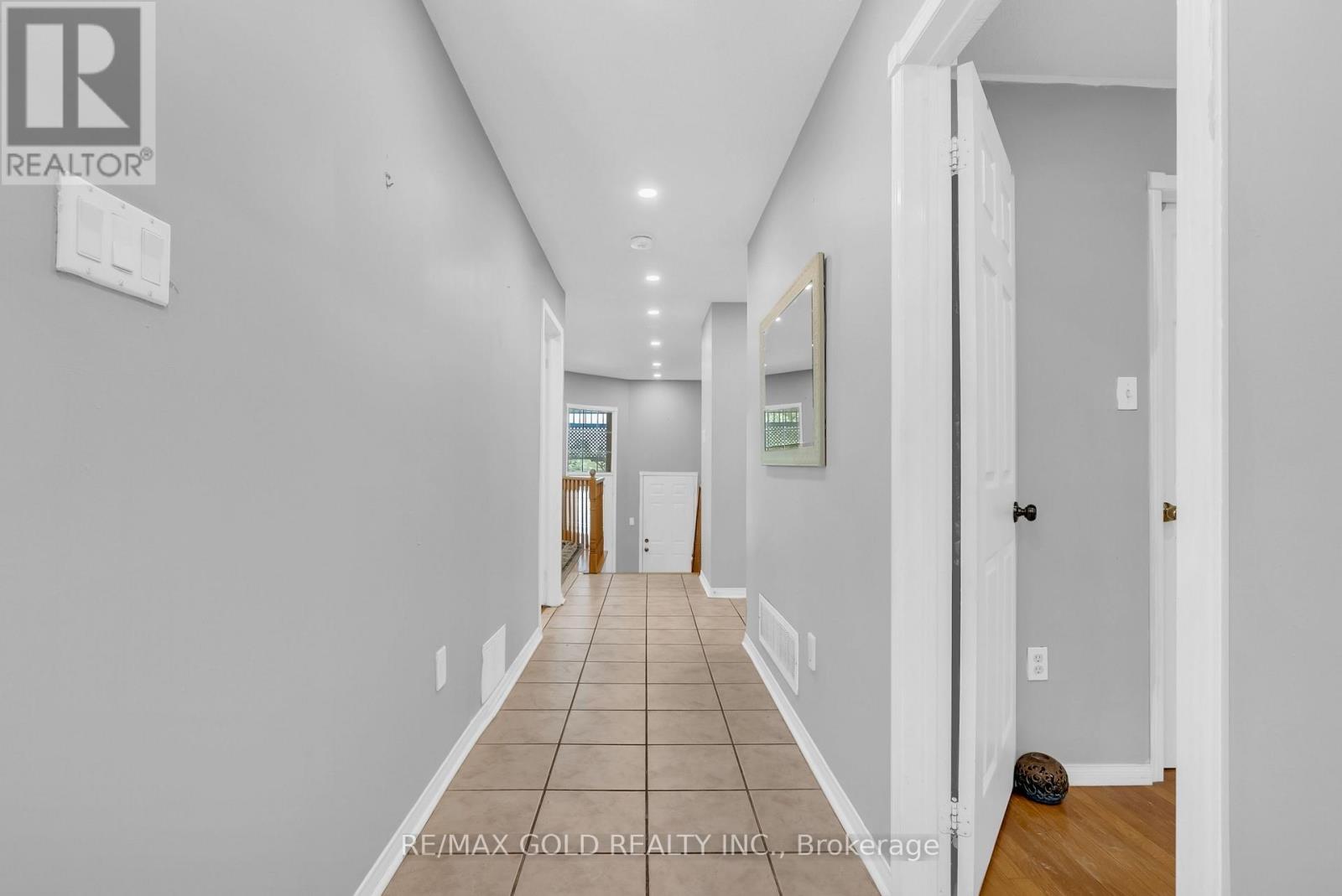 74 FLETCHERS CREEK BOULEVARD - 17