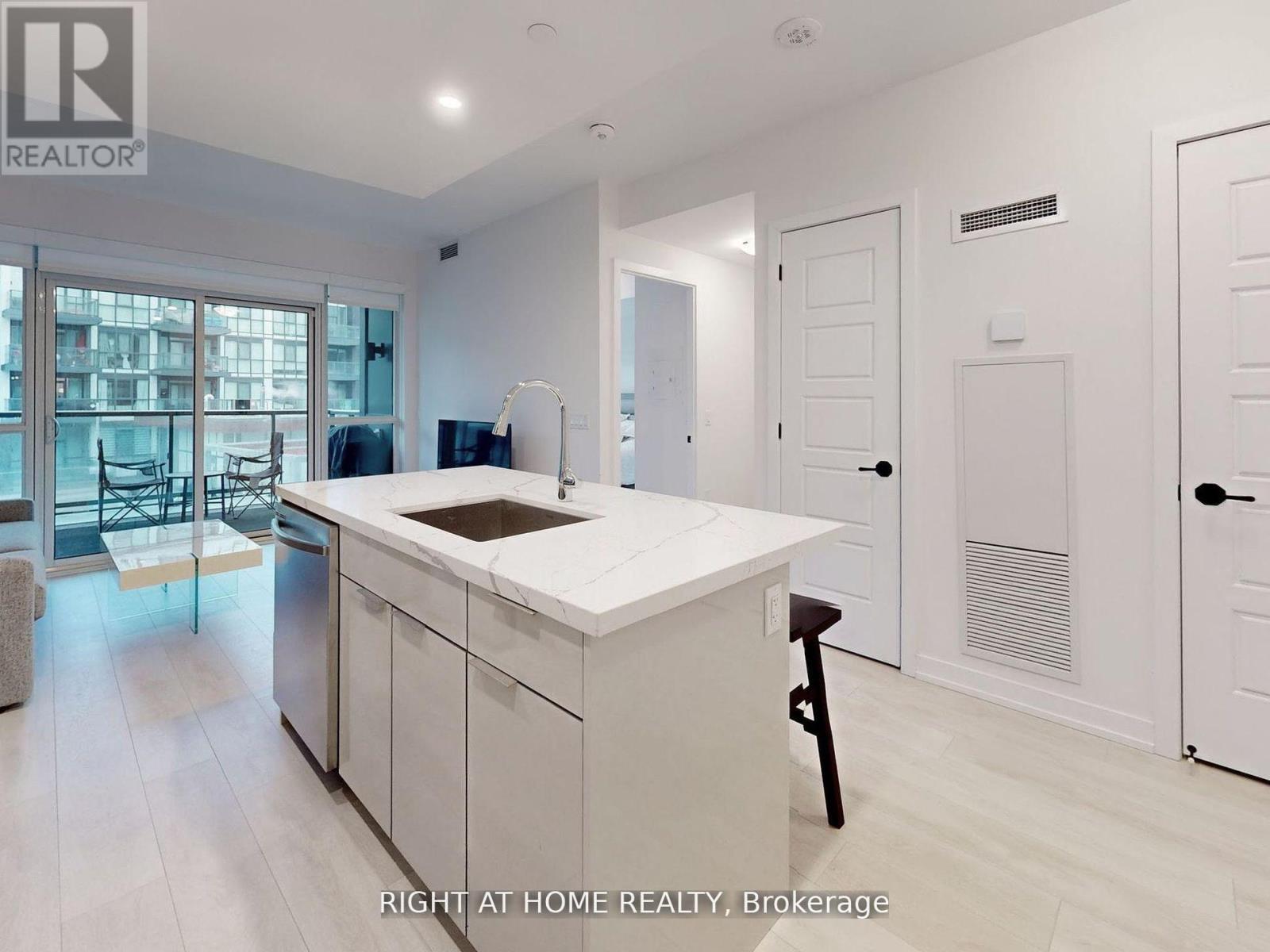 #224 415 SEA RAY AVENUE - 24