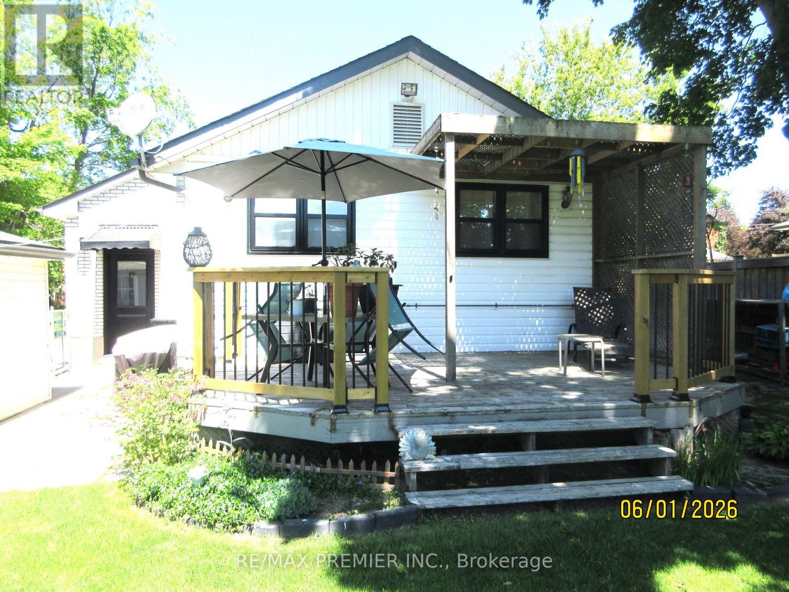 1 VICTORIA STREET W - 5