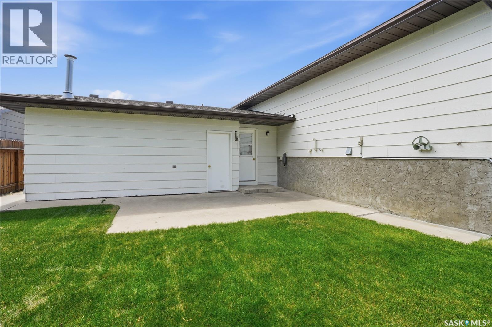 579 Tobin CRESCENT - 38