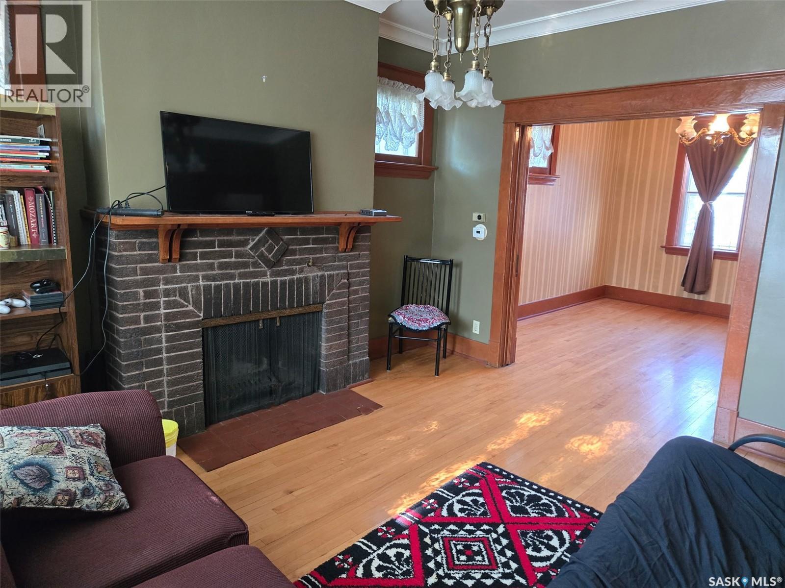 332 I AVENUE S - 11
