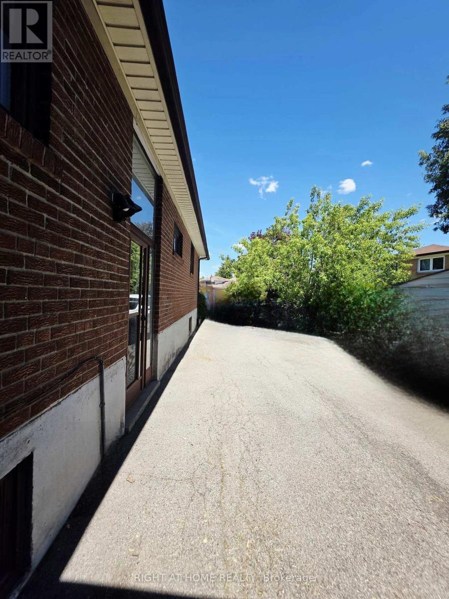 3556 MONICA DRIVE - 5