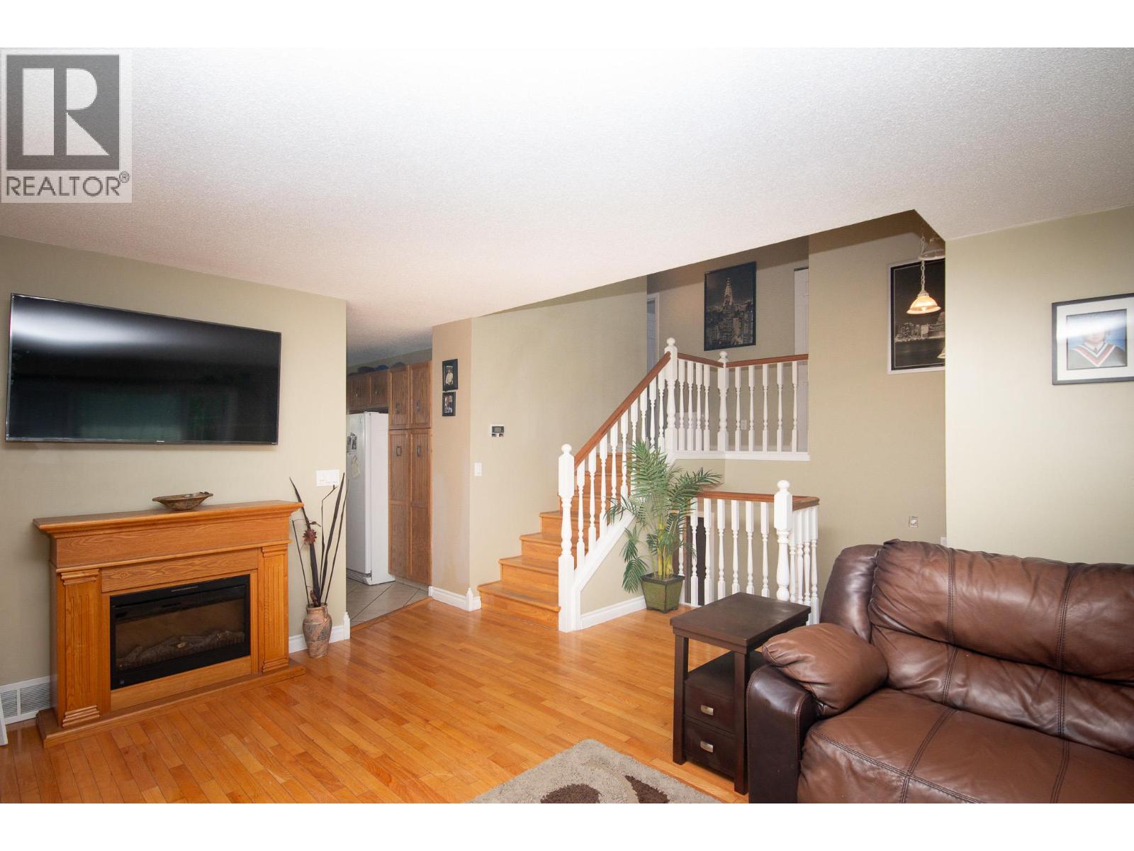 1704 Cedarwood Court - 8