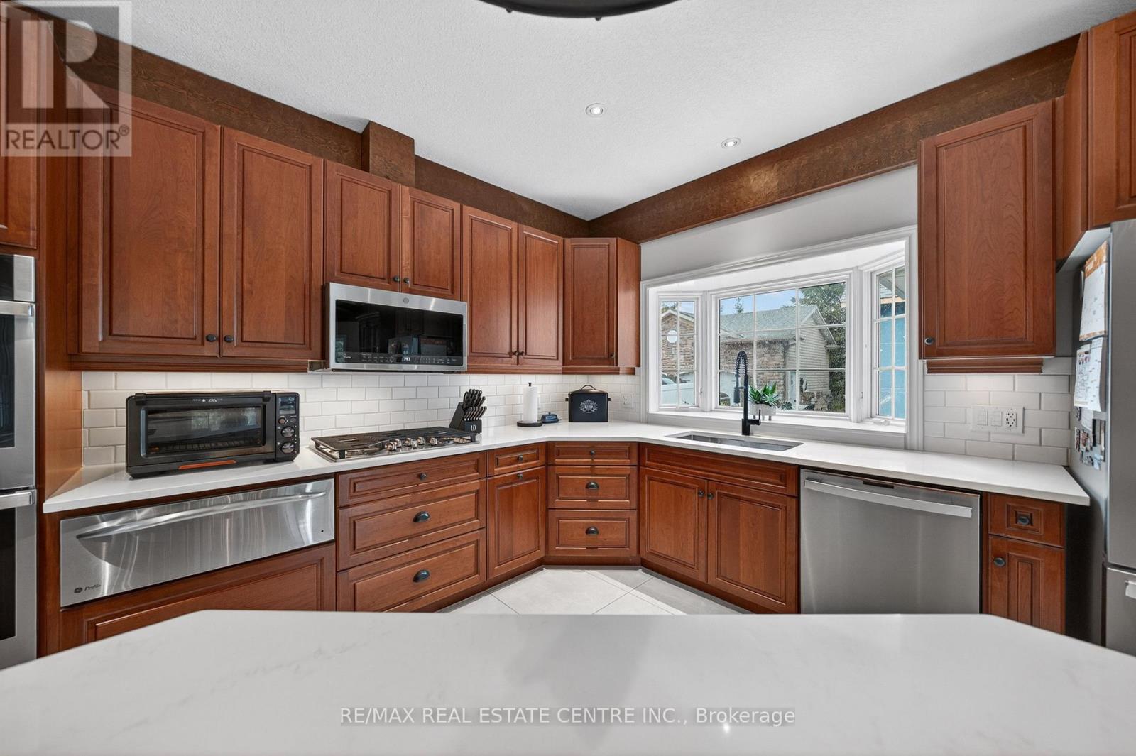 6805 CONCESSION 2 - 17
