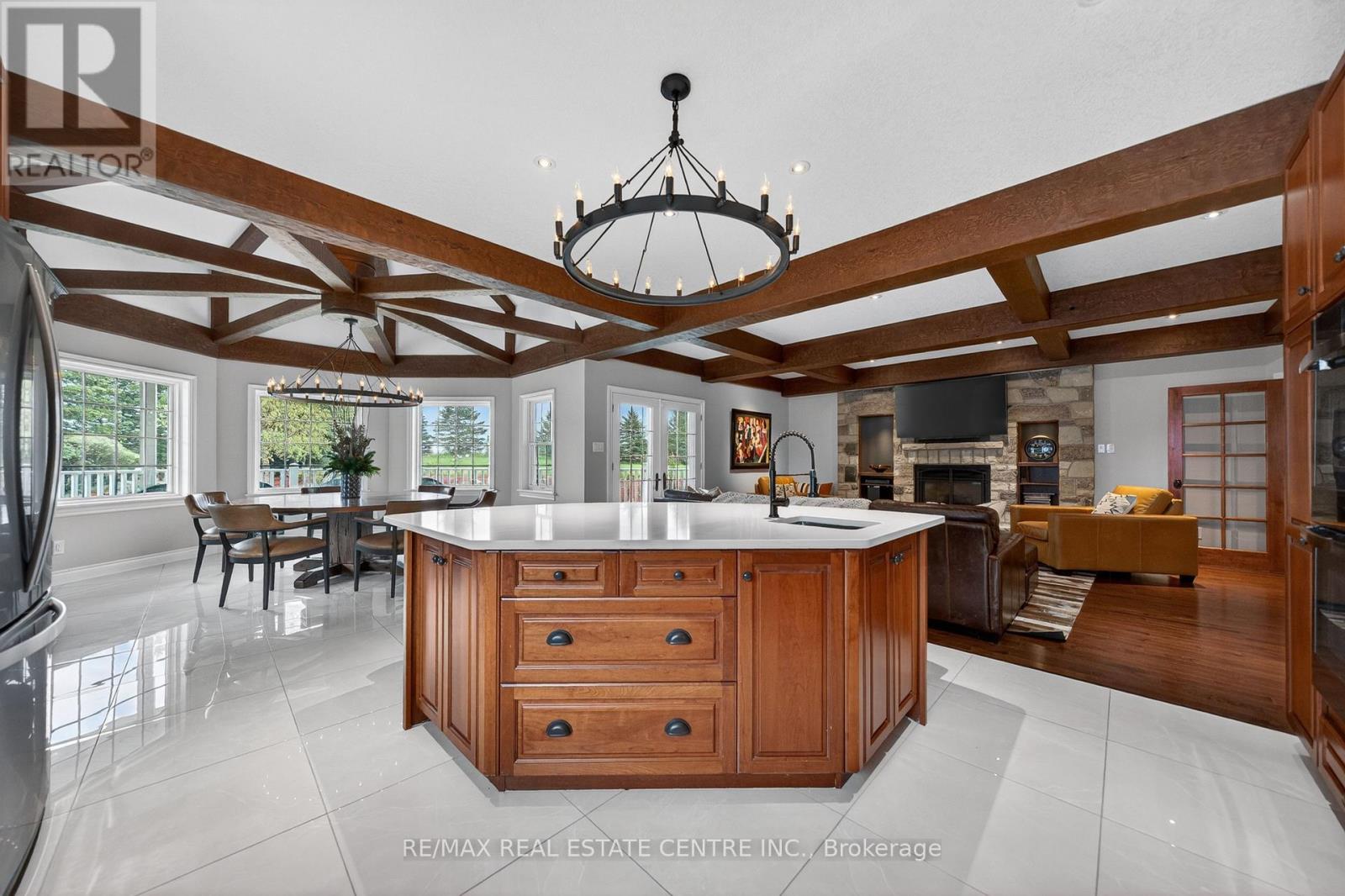 6805 CONCESSION 2 - 19