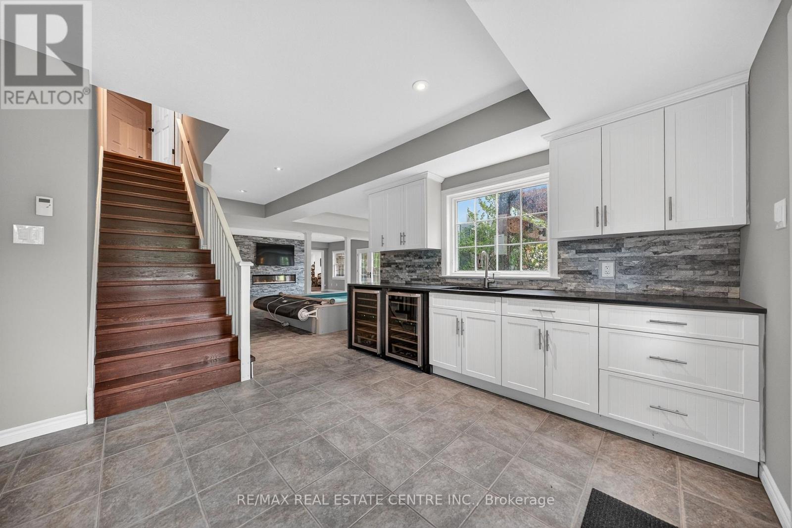 6805 CONCESSION 2 - 40