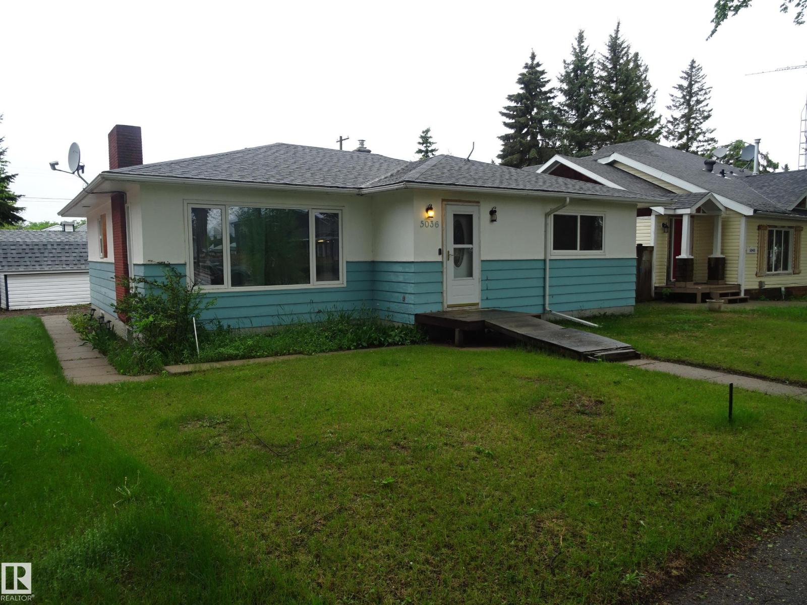 5036 52 ST - photo 2