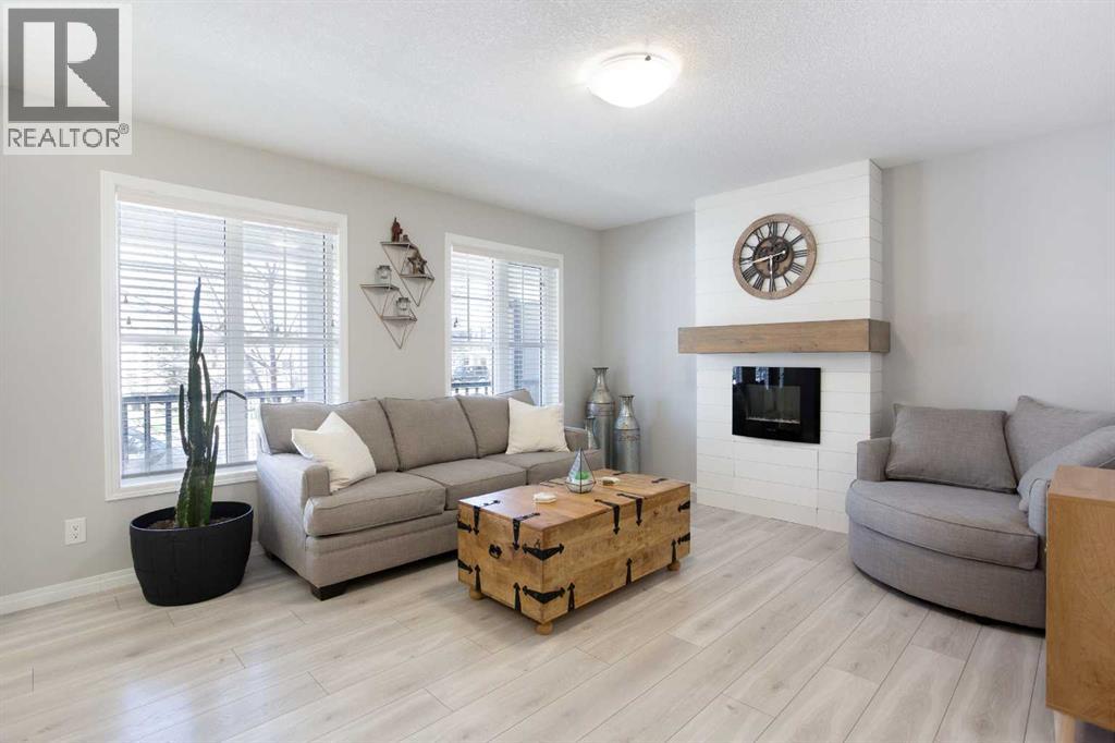 239 Windford Crescent SW - photo 3