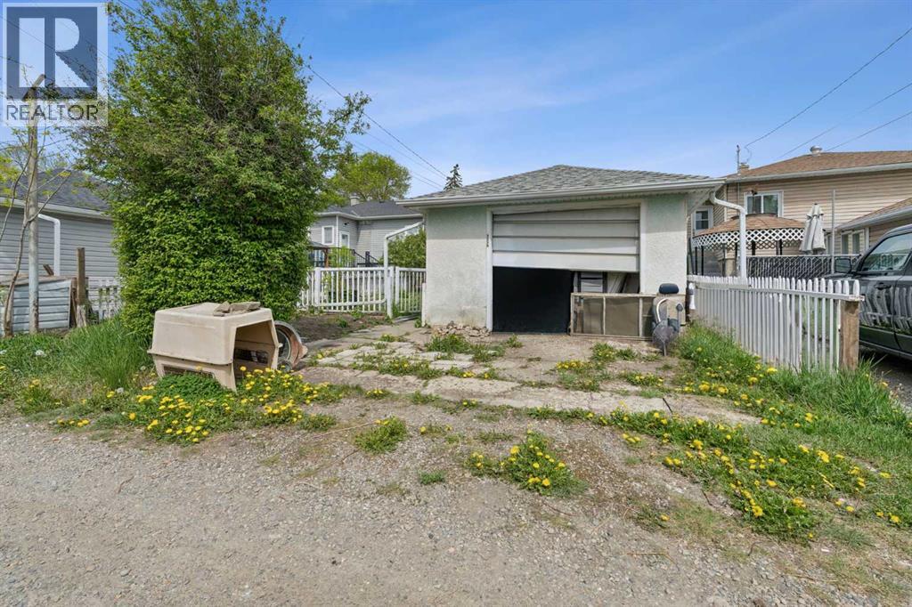 1228 Bantry Street NE - 15