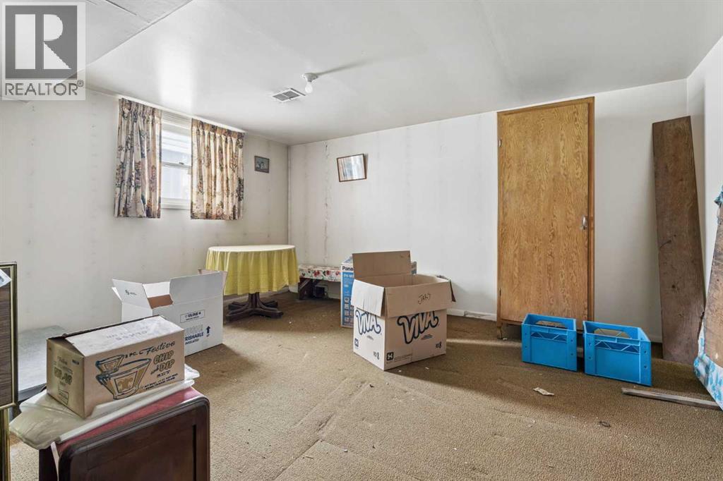 1228 Bantry Street NE - 10