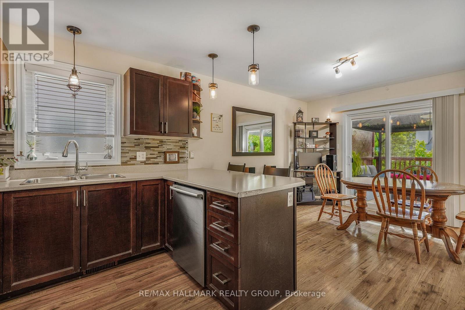 278 MICA CRESCENT - 10