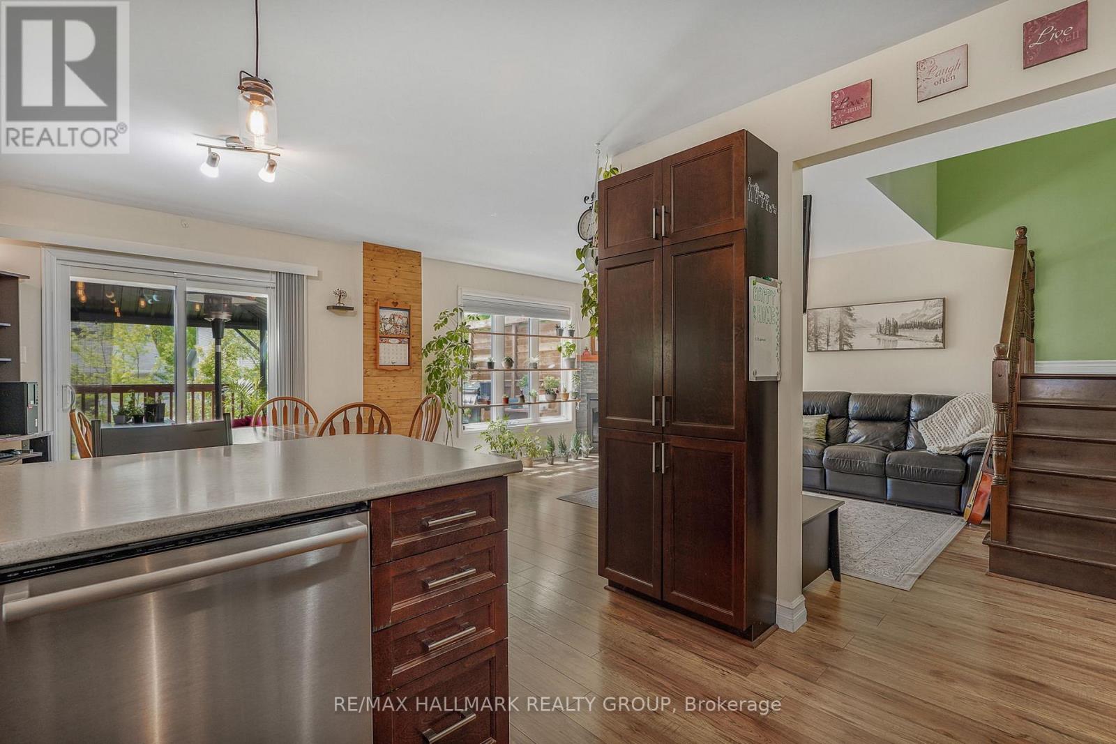278 MICA CRESCENT - 11