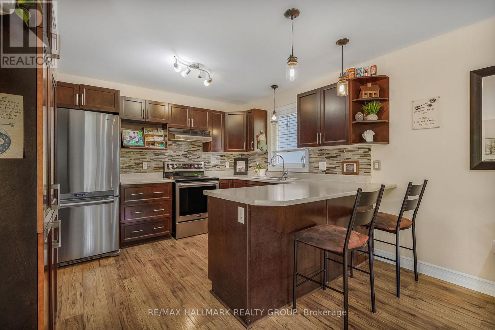 278 MICA CRESCENT - 12