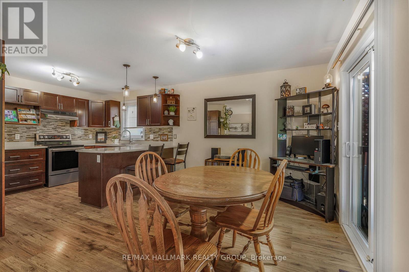 278 MICA CRESCENT - 15
