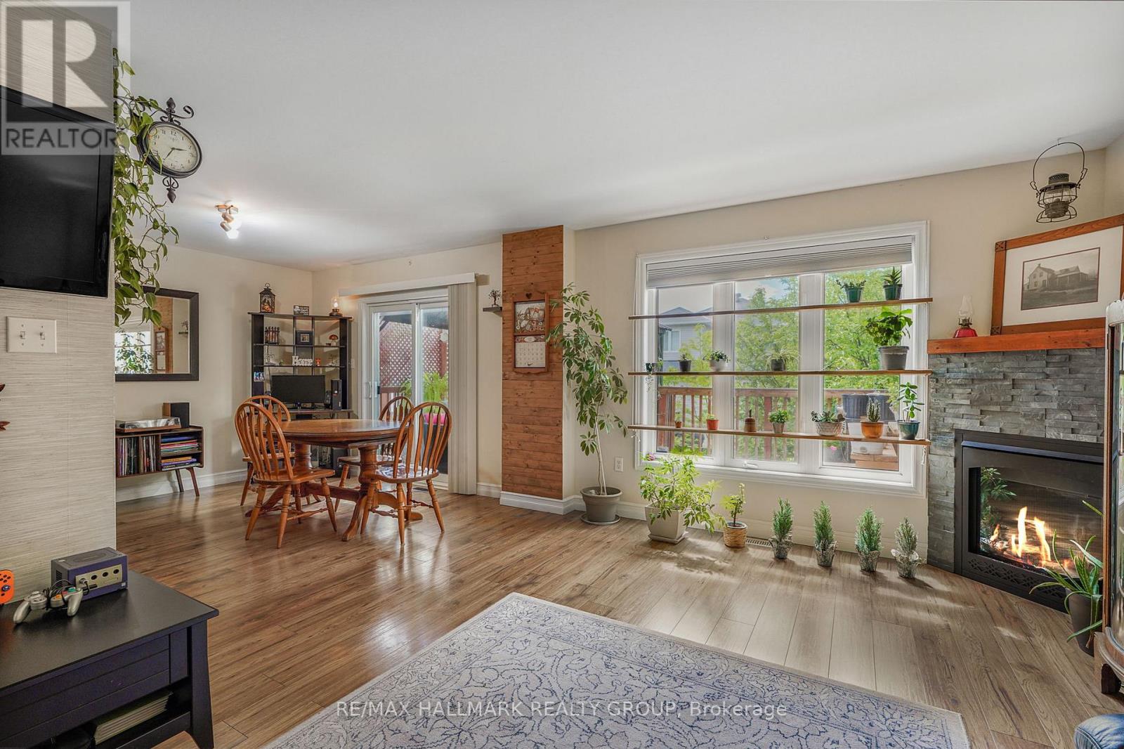 278 MICA CRESCENT - 19