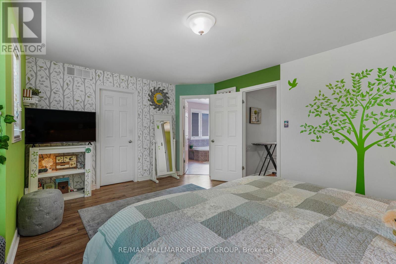 278 MICA CRESCENT - 27