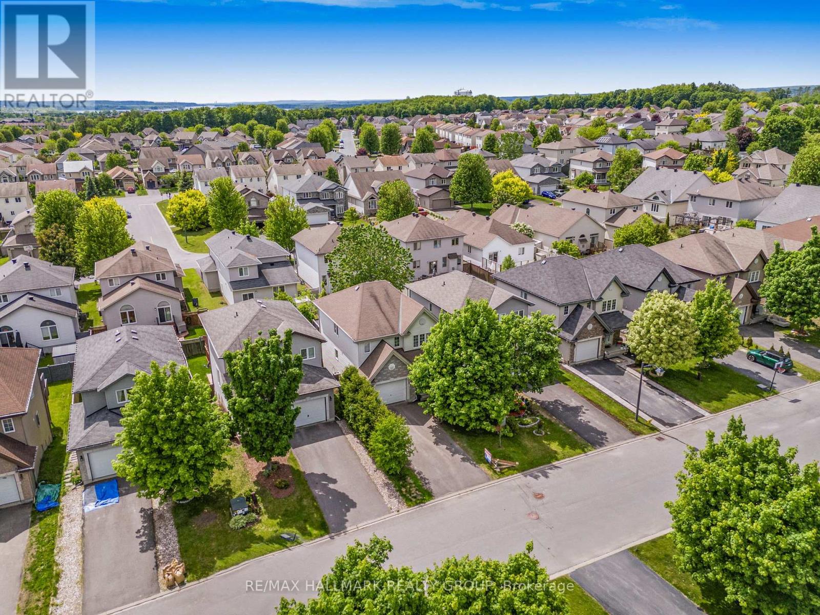 278 MICA CRESCENT - 40