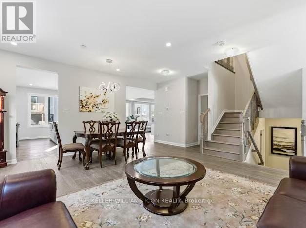 352 CLOYNE CRESCENT - 10