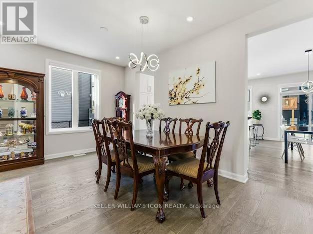 352 CLOYNE CRESCENT - 11