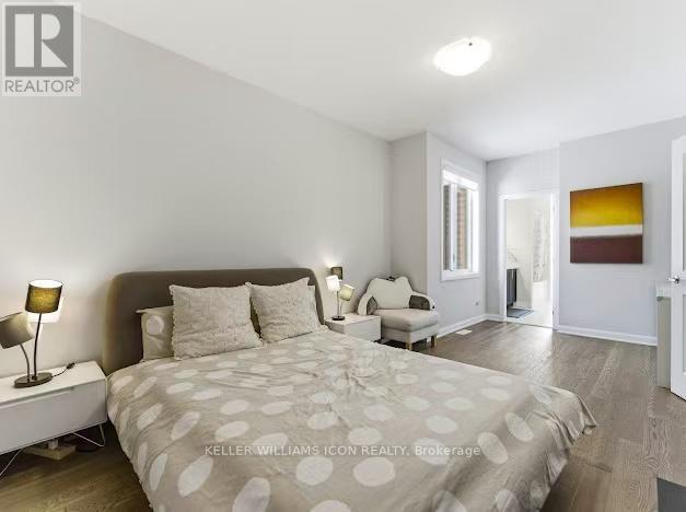 352 CLOYNE CRESCENT - 35
