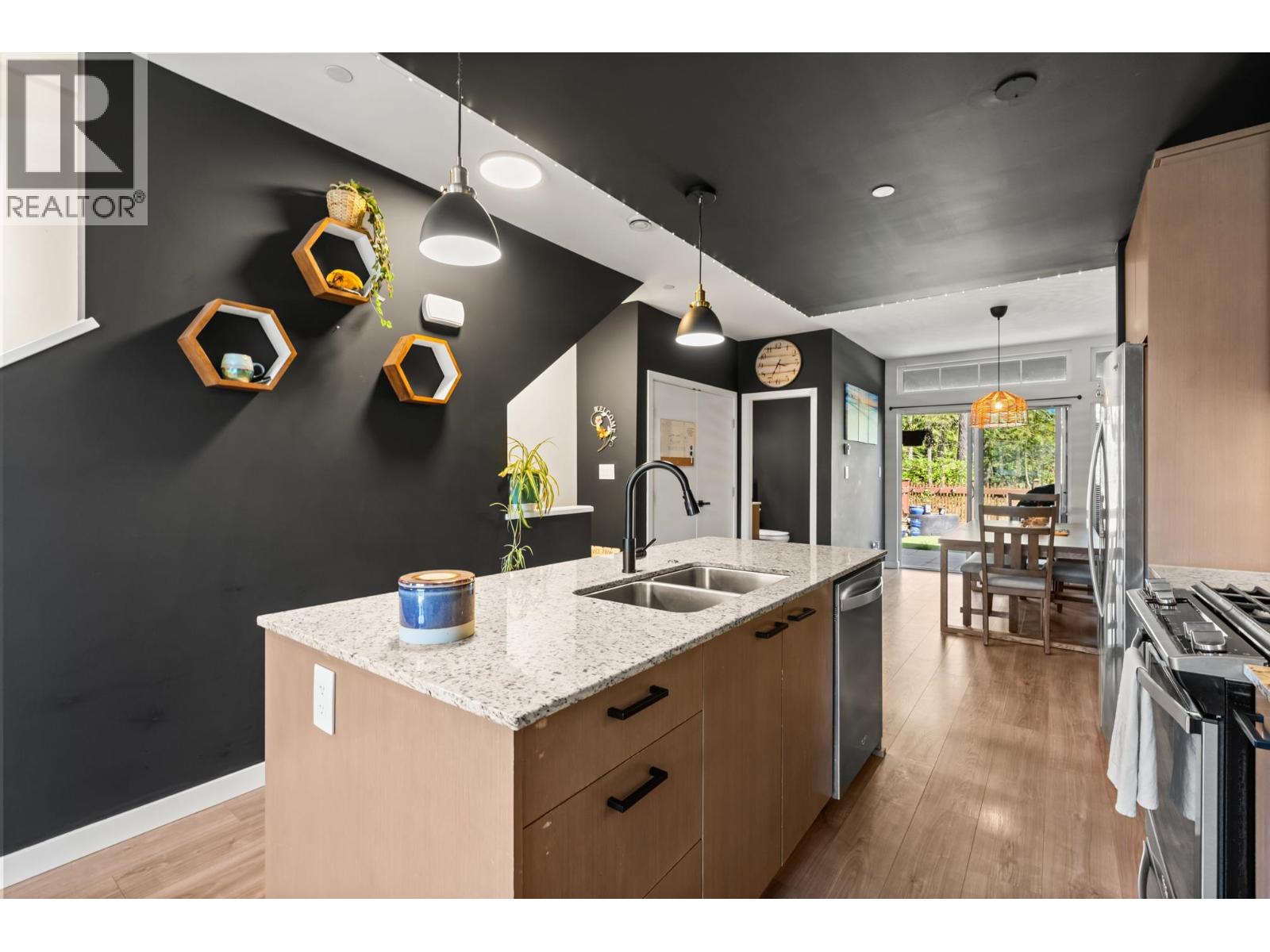 5934 OLDMILL LANE, Sechelt