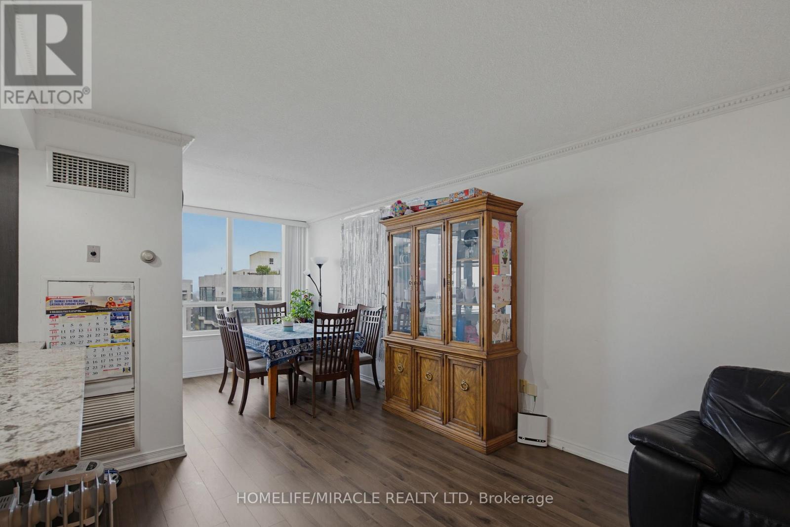 #PH211 7250 YONGE STREET - 22