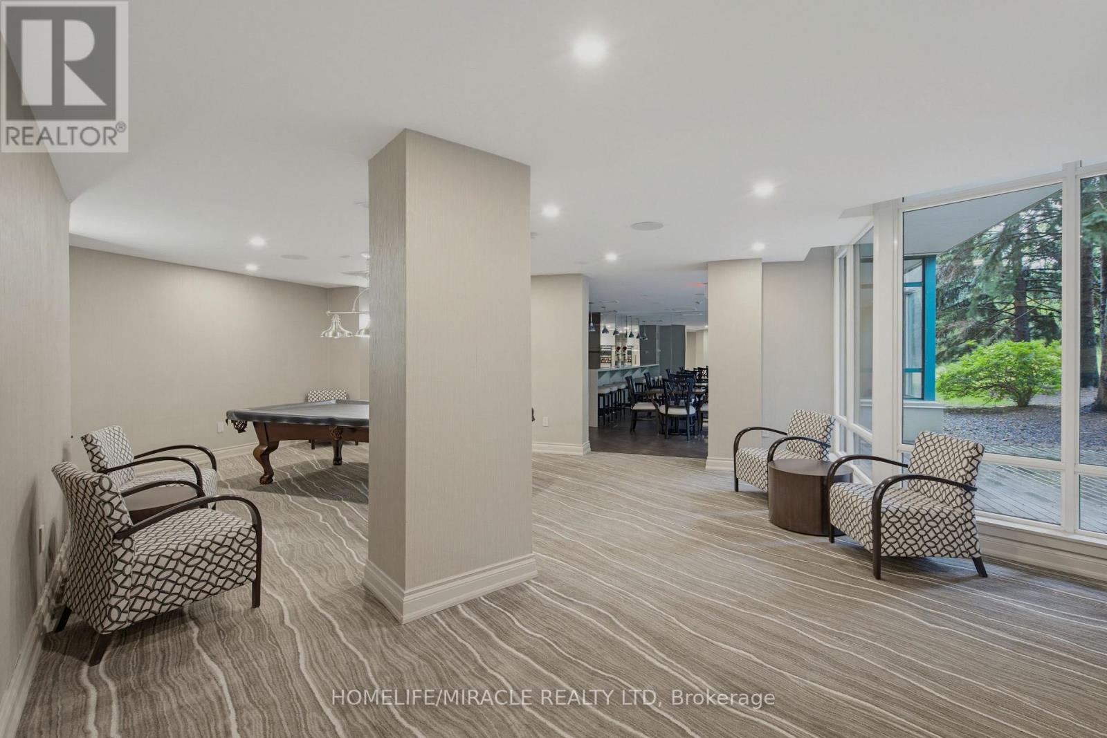 #PH211 7250 YONGE STREET - 30